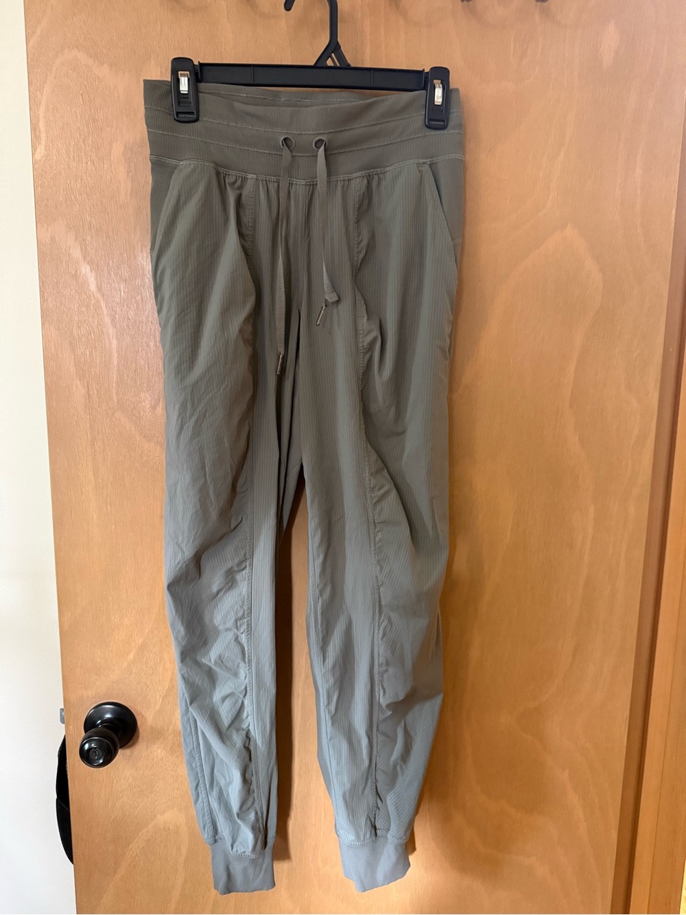 lululemon women’s Olive Green Jogger Pants